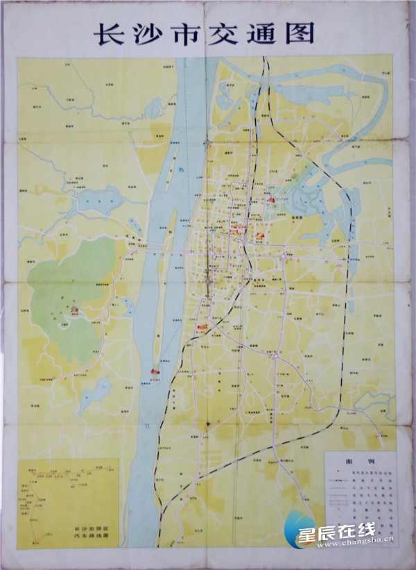 一眼40年攤開40多張地圖他看著長沙嗖地一下長大